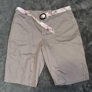 Gloria Vanderbilt size 16 shorts